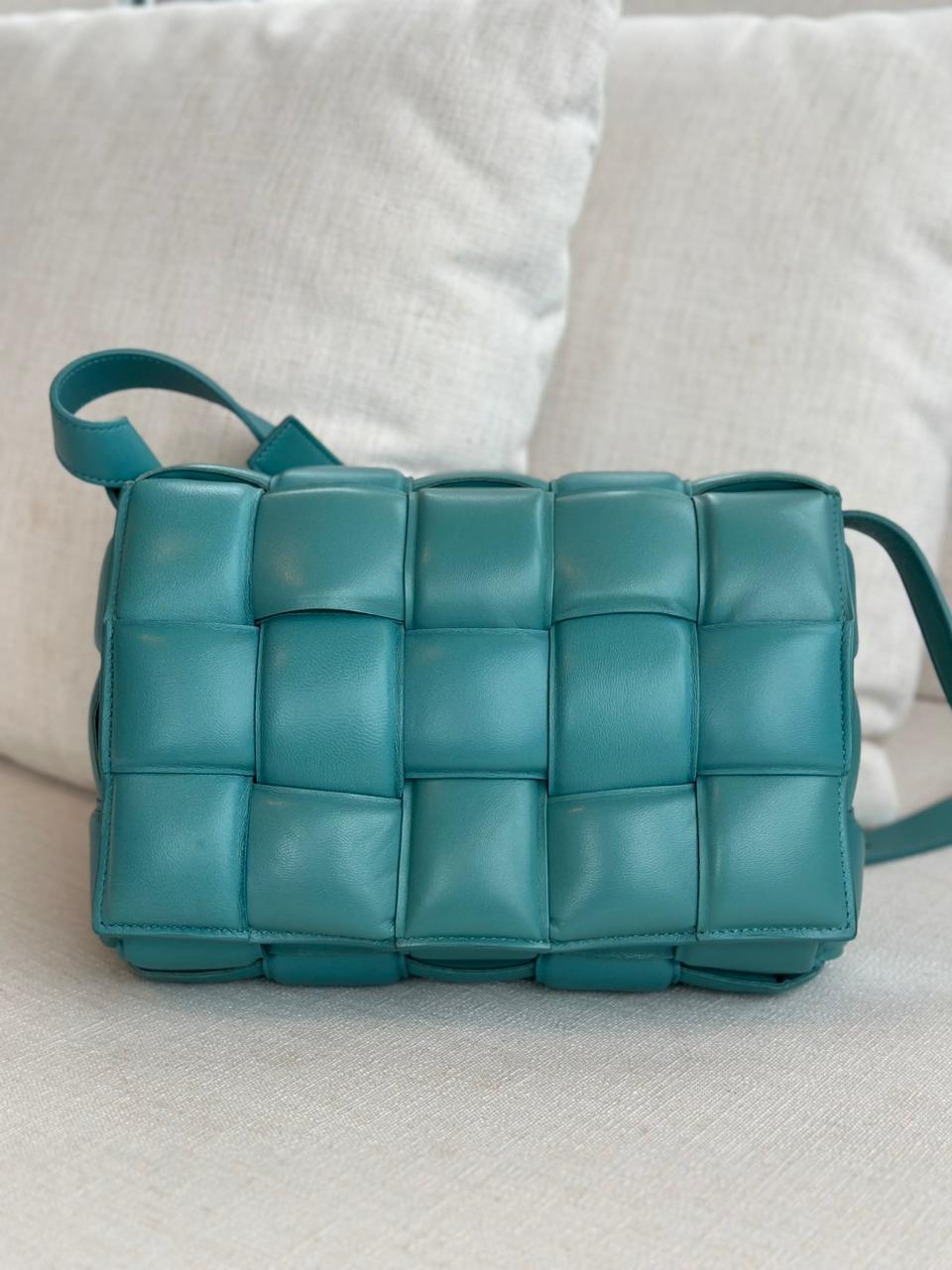 Bolsa Bottega Veneta Padded Cassete Azul