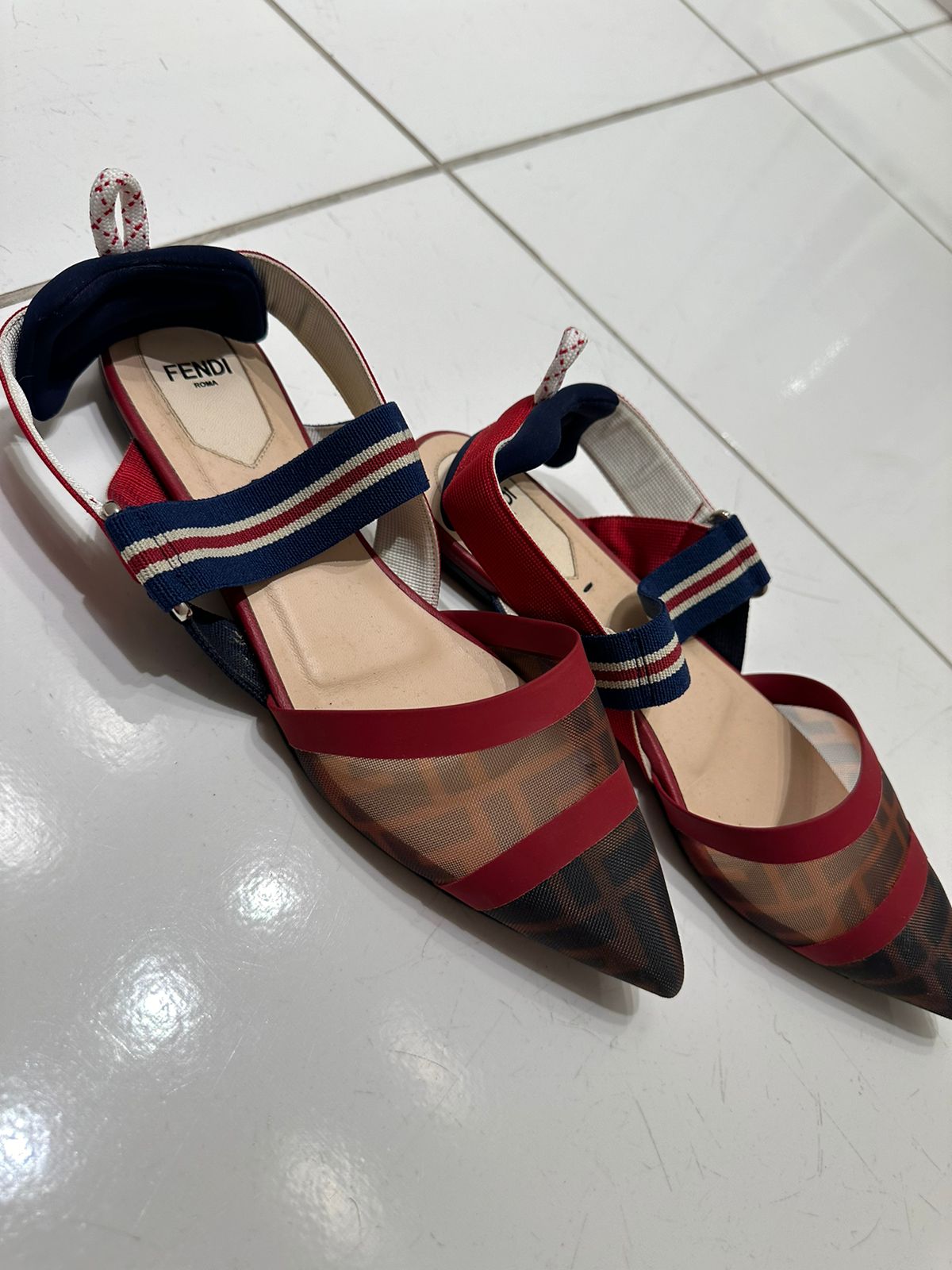Sapatilha Fendi Slingback Tam. 36 Br