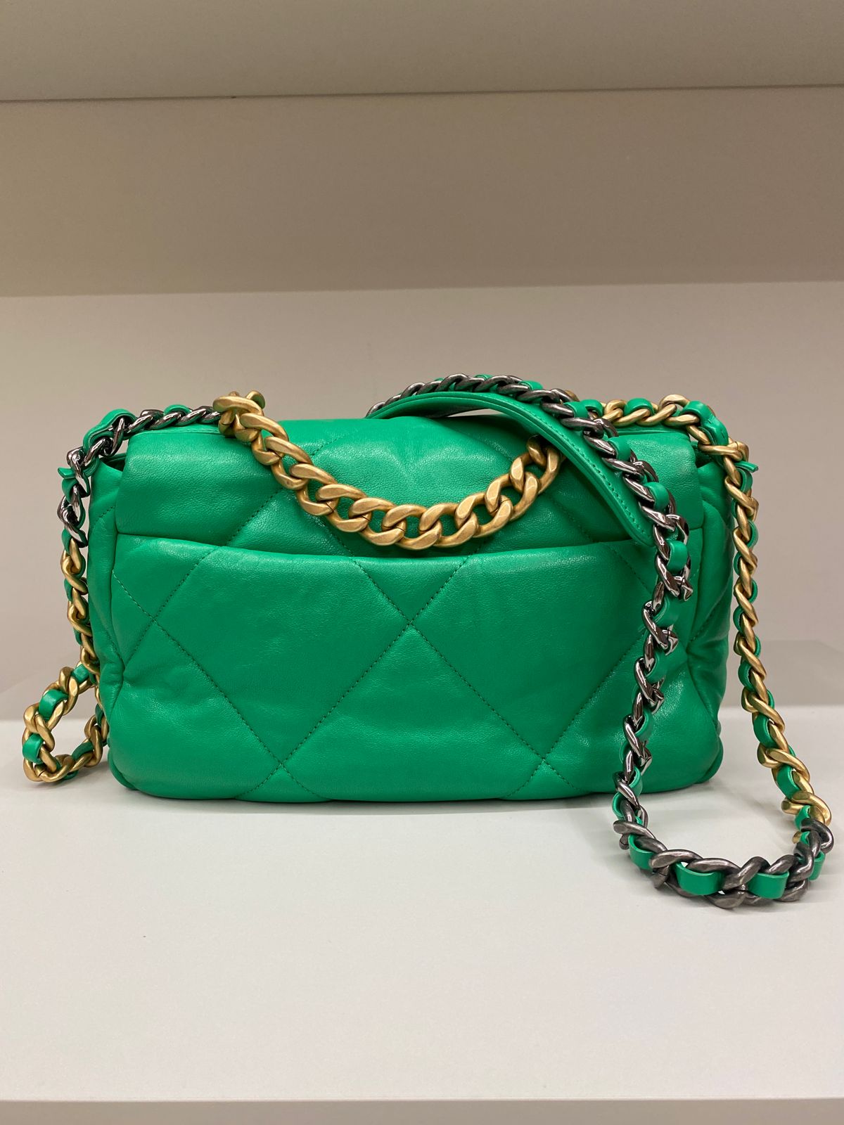Bolsa Chanel 19 Verde
