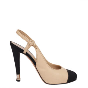 SCARPIN CHANEL BEGE E PRETO TAM. 37,5 BR
