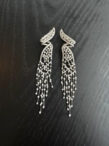 Brinco Talento Joias Ouro Branco com  Brilhantes