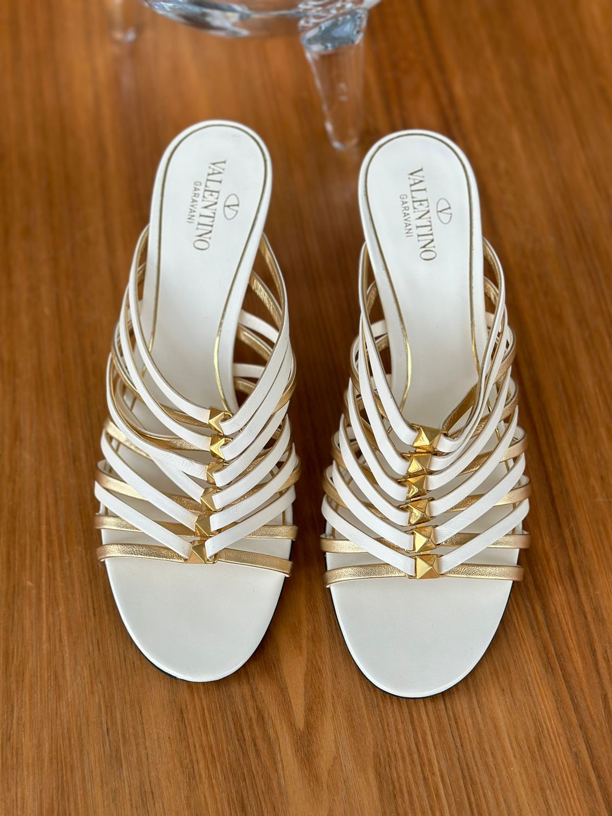 Sandalia Valentino Branca Tam. 36,5 Br