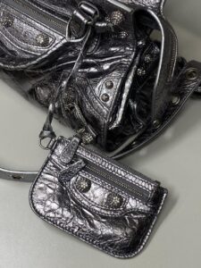 Bolsa Balenciaga Neo Cagole Prata Strass