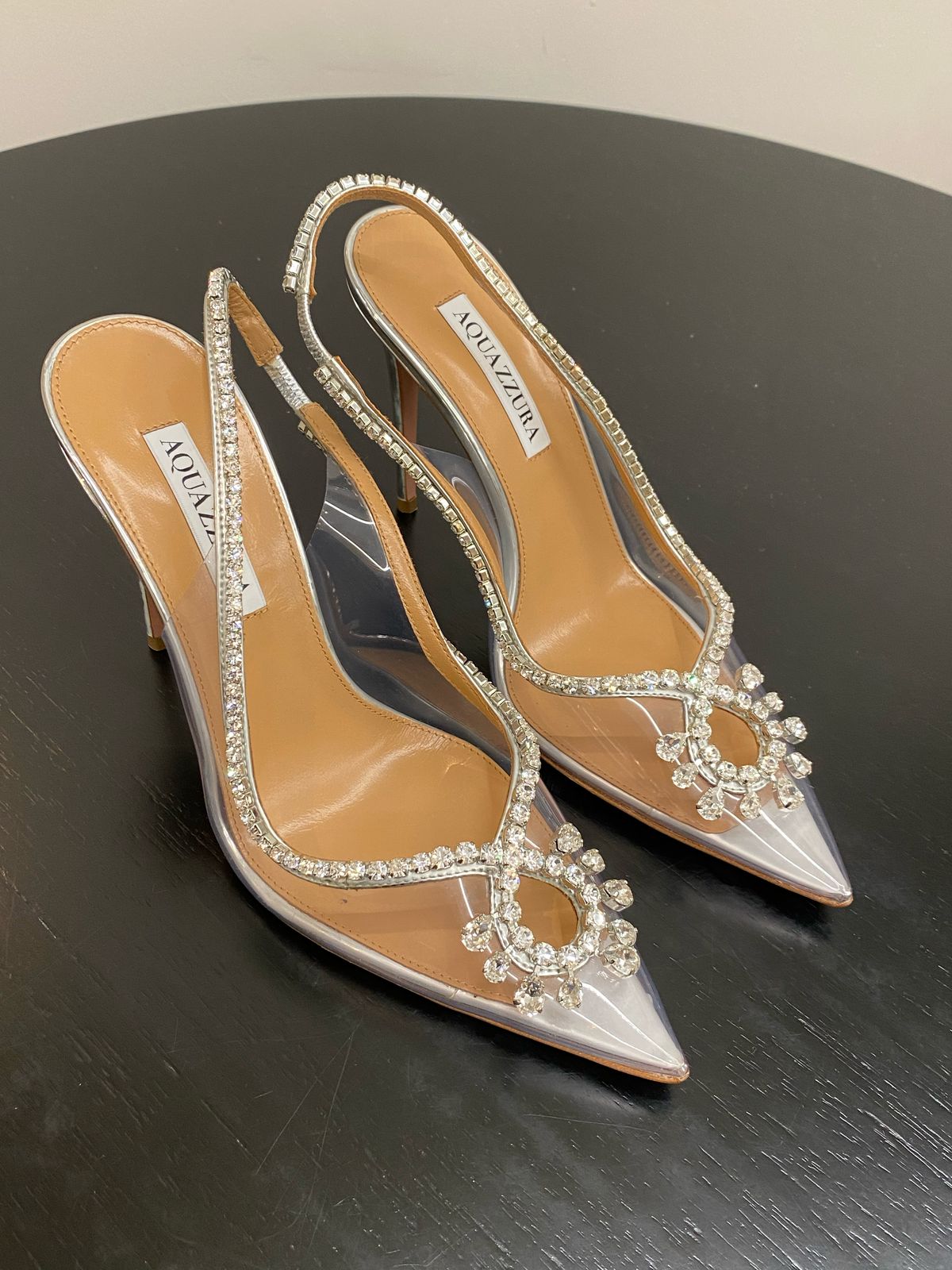 Scarpin Aquazzura Pedraria tam. 36 br