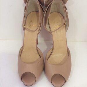 Sapato Louboutin nude laço sola 39