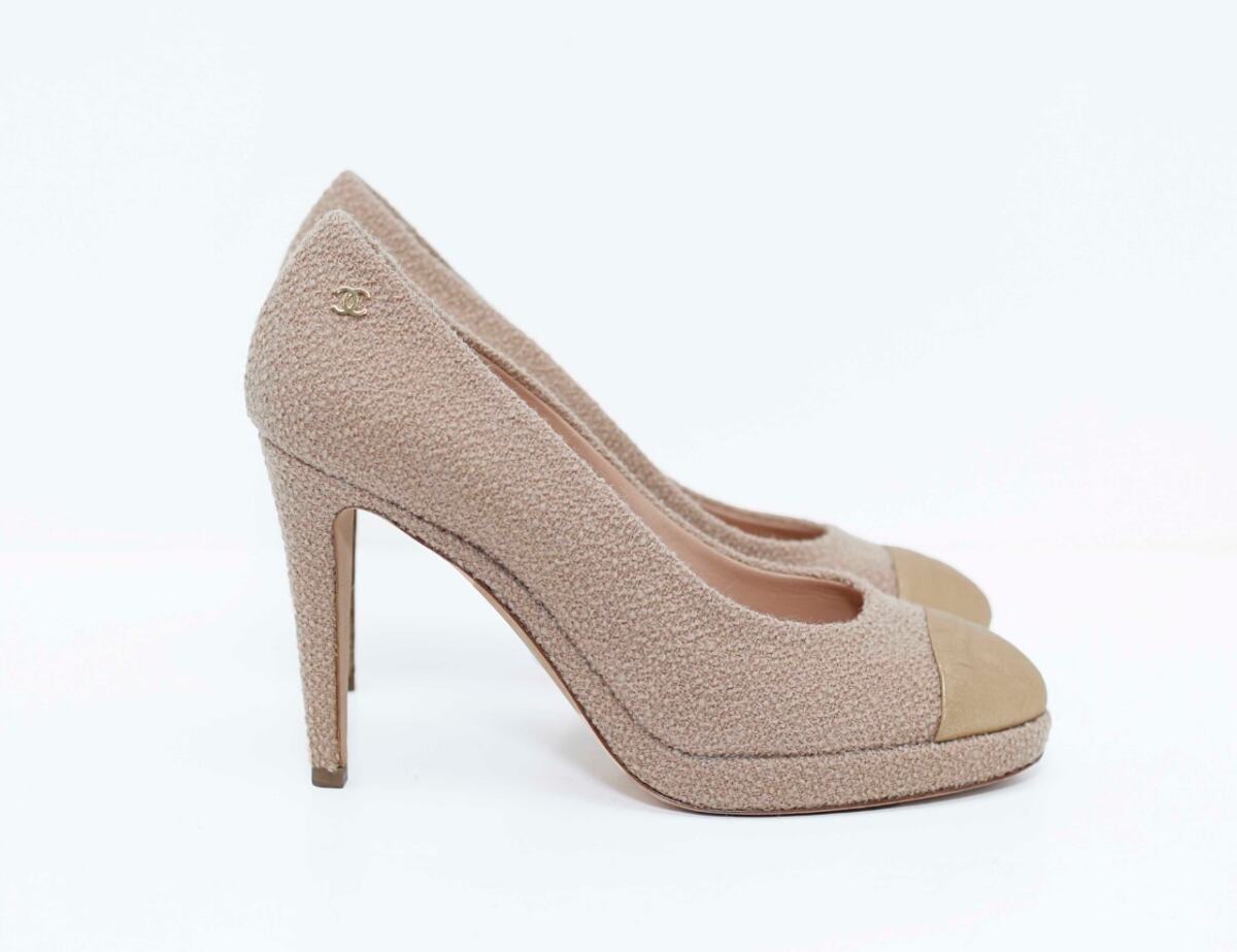 Sapato Chanel bege de tecido sola 39,5