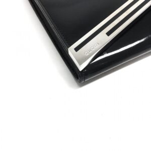 Clutch Gucci verniz preta grande