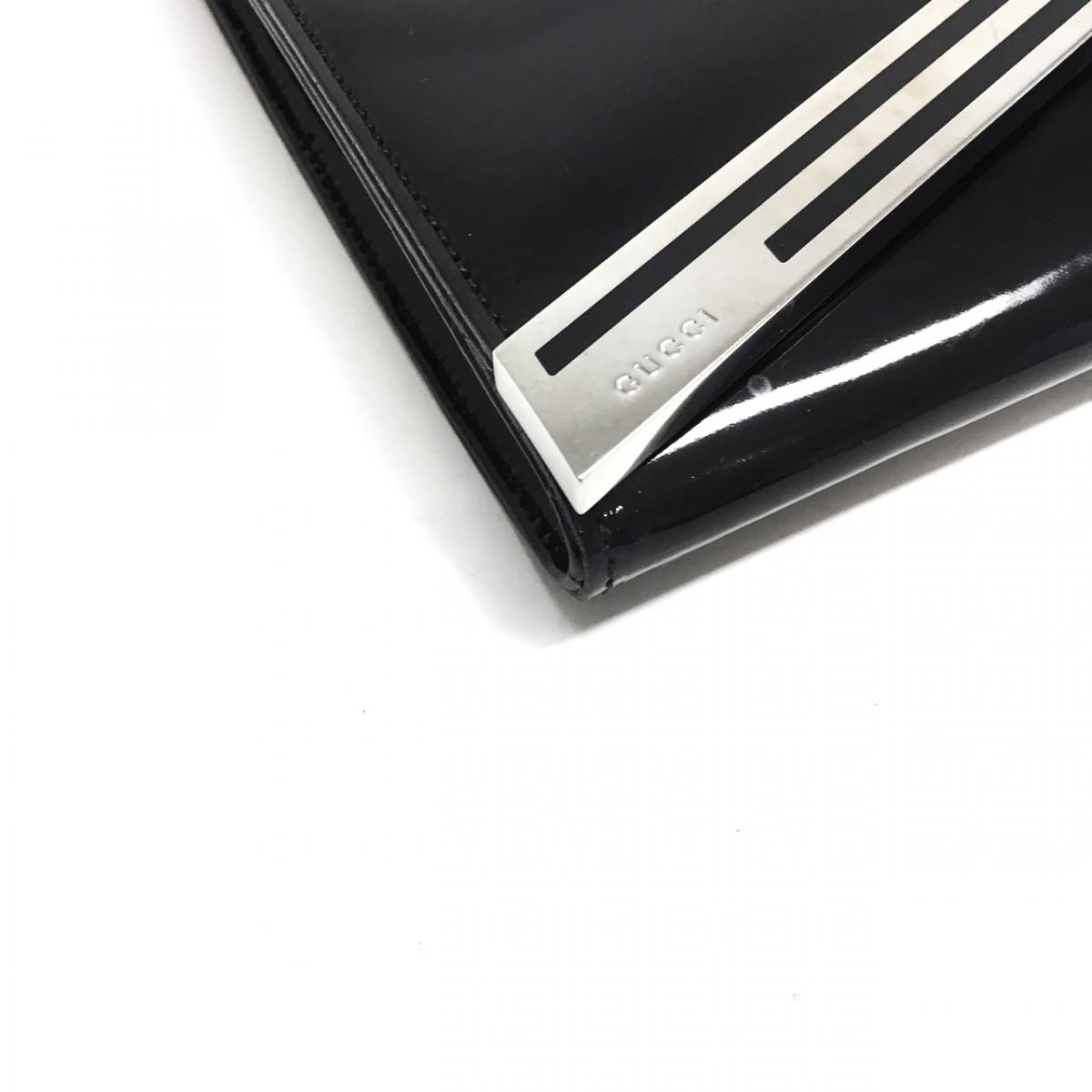 Clutch Gucci verniz preta grande