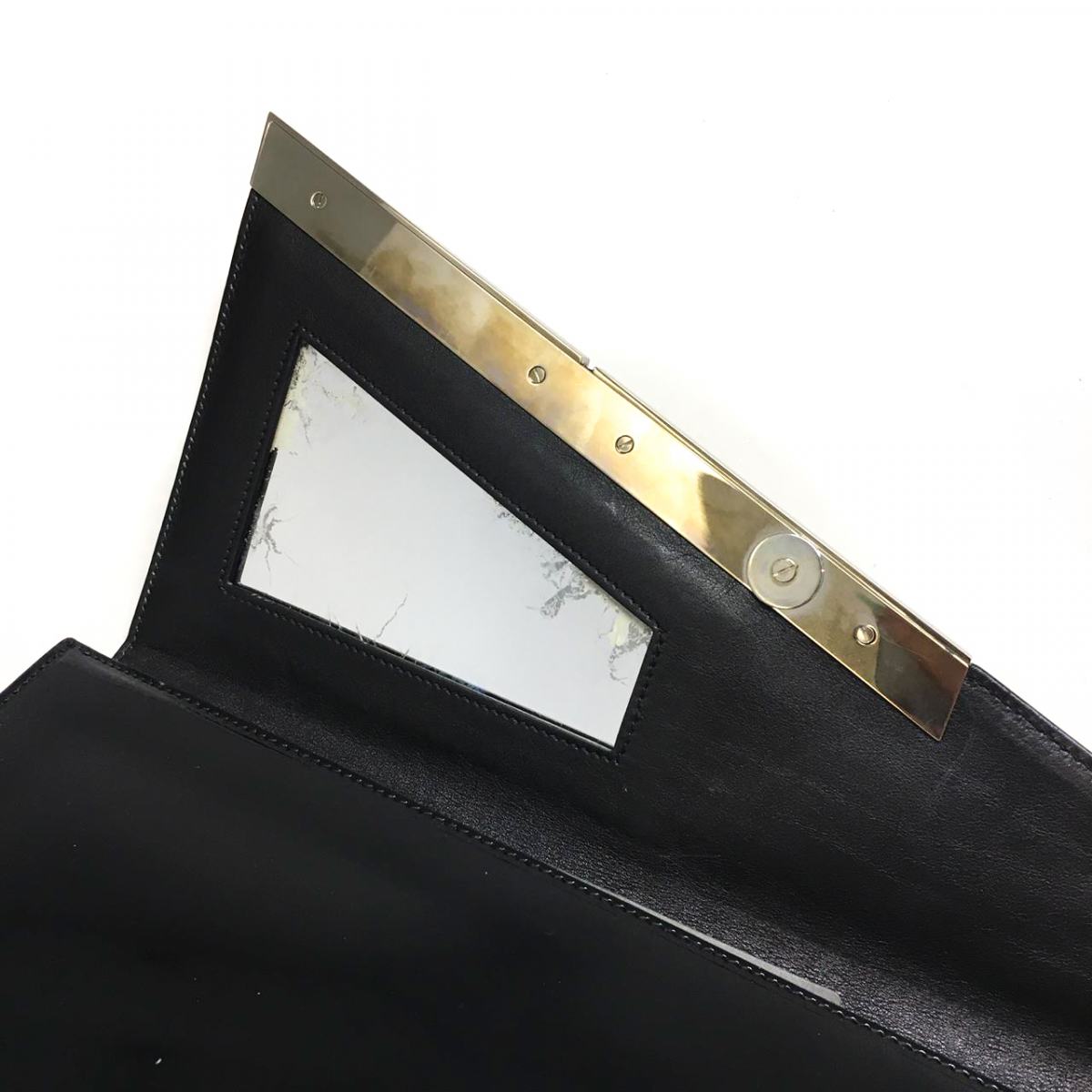 Clutch Gucci verniz preta grande