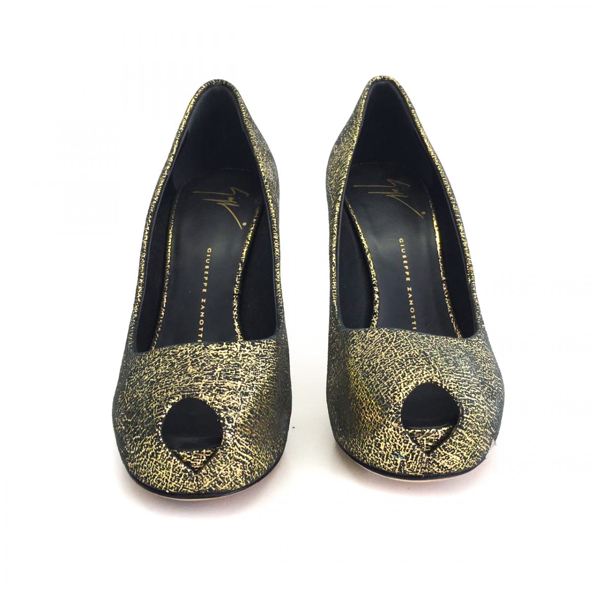 Sapato Giuseppe Zanotti Dourado e Preto Tam. 35