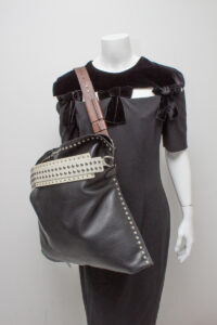 Bolsa Saco Givenchy Preta