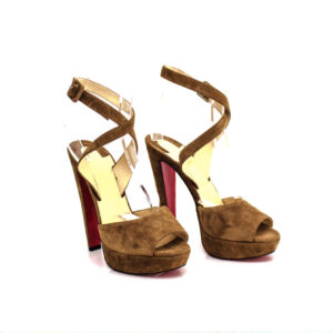 Sapato Louboutin Plataforma Caramelo Tam. 39