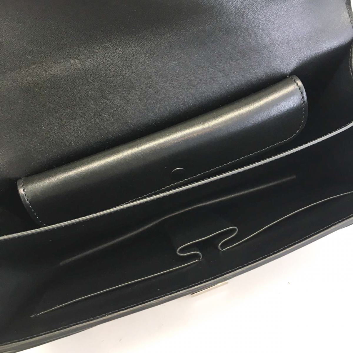 Bolsa Celine Box preta com pytthon