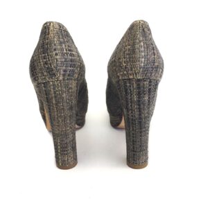 Sapato Chanel Raffia com Dourado Tam. 39