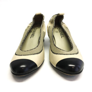 Sapato Chanel Pumps Bicolor Tam. 39,5