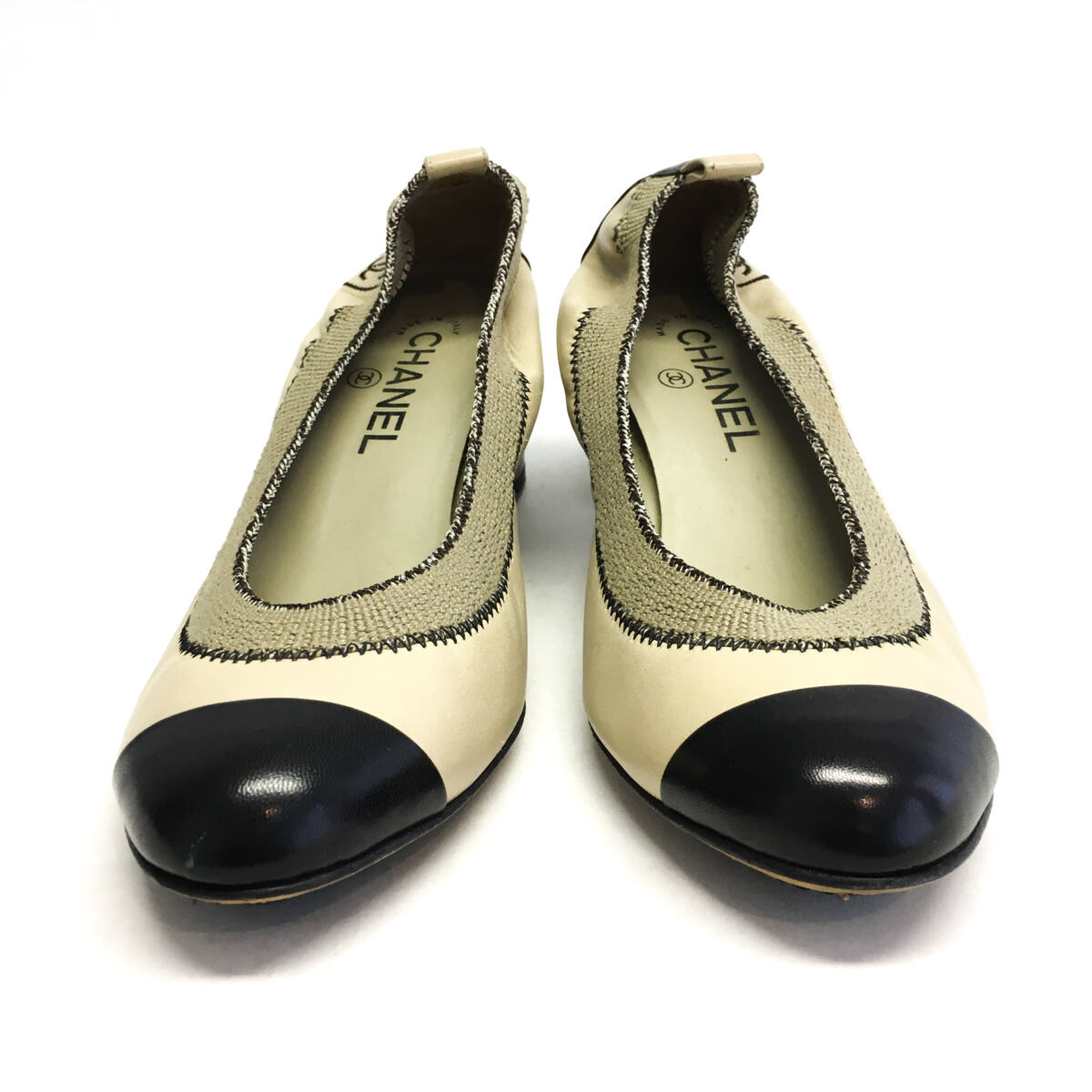Sapato Chanel Pumps Bicolor Tam. 39,5