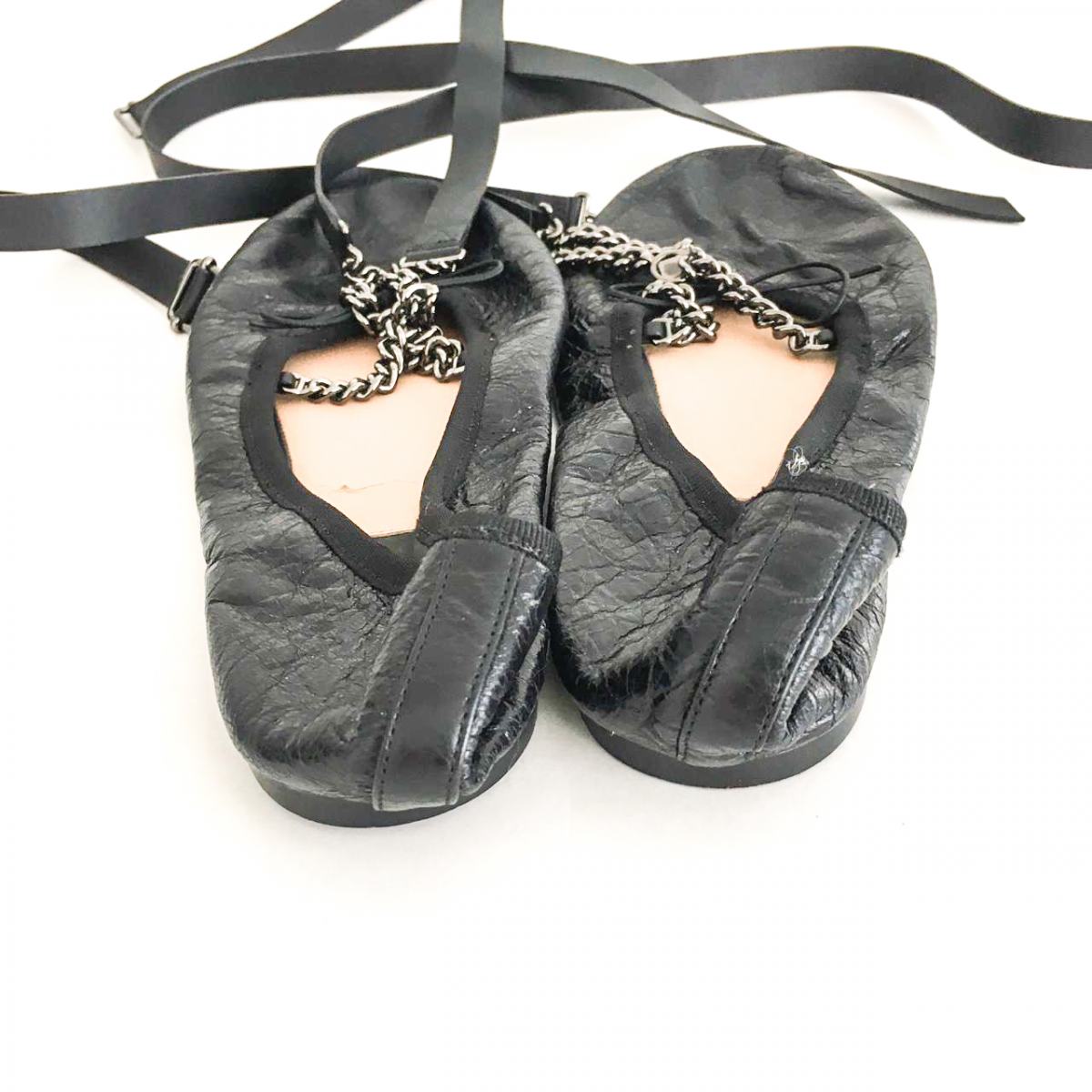 Sapatilha Valentino Preto com Amarração no Tornozelo Tam. 39