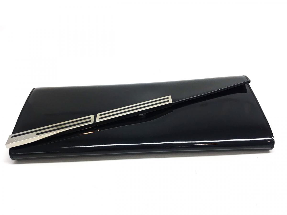 Clutch Gucci verniz preta grande