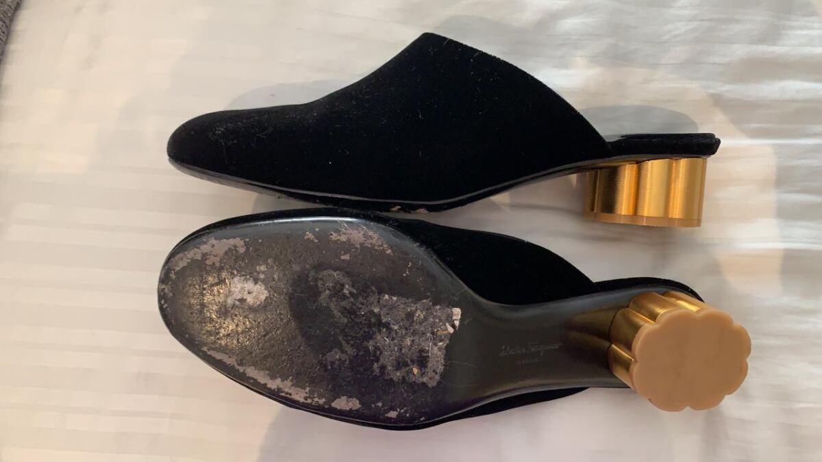 Sapato Salvatore Ferragamo de veludo sola 9.5