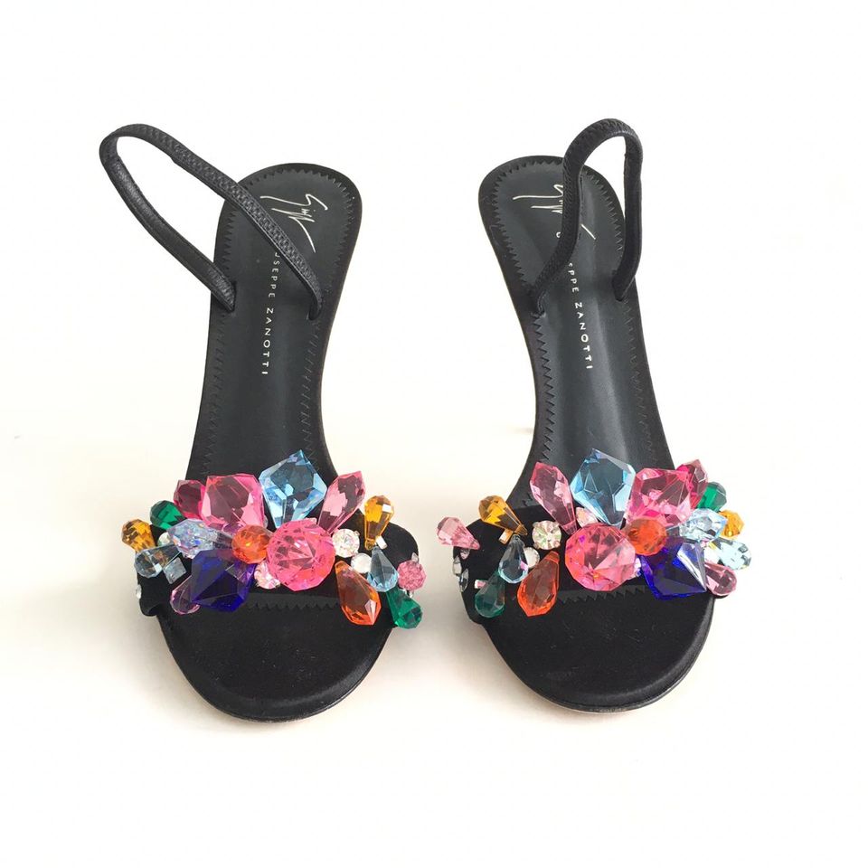 Sandália Giuseppe Zanotti Blinda Crystal Tam. 36,5