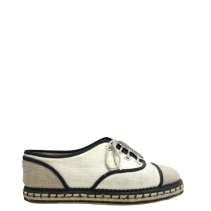 Sapato Chanel Bege e Preto Tam. 39