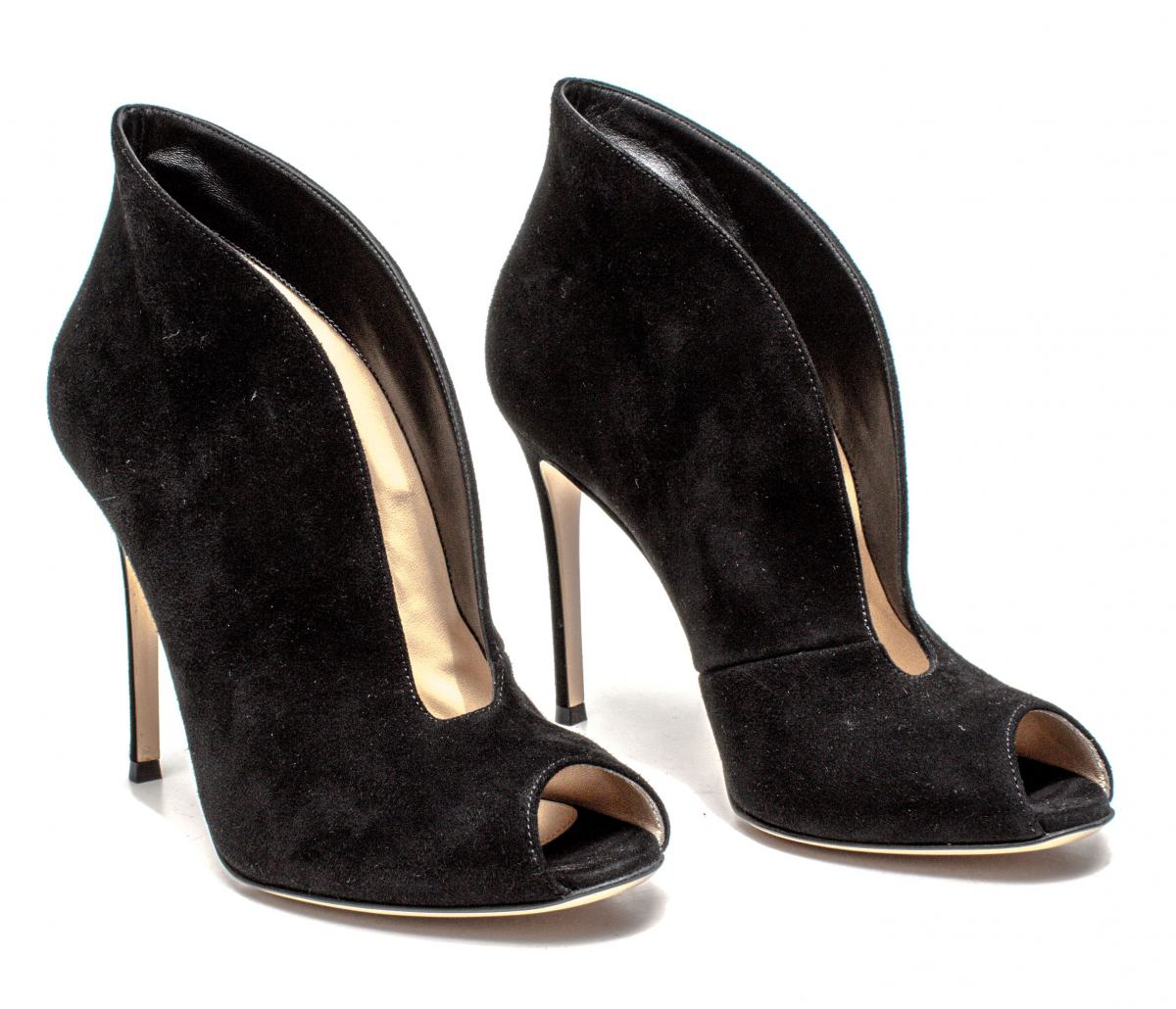 Sapato Gianvito Rossi Camurça Preto Tam. 40