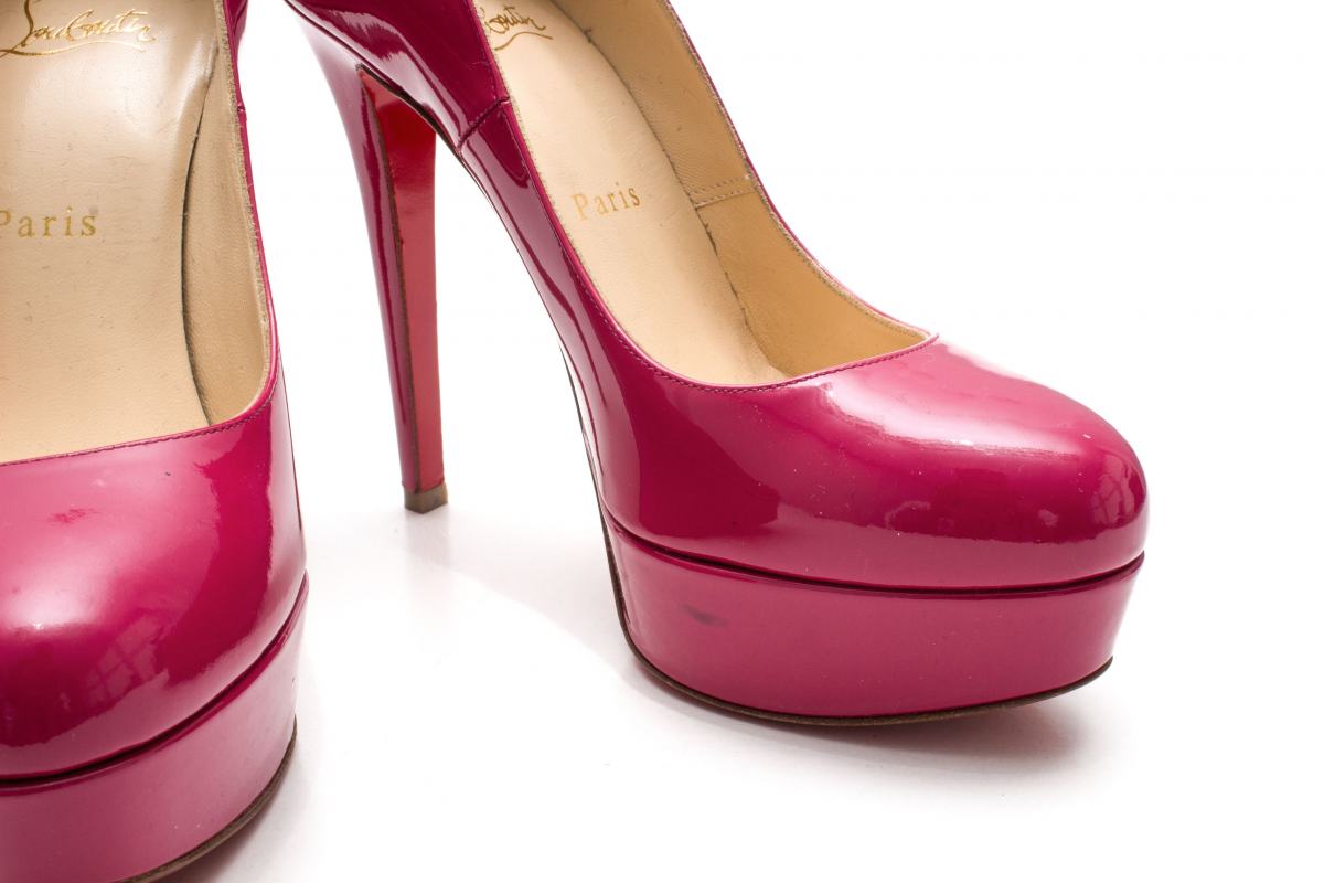 Scarpin Louboutin Verniz Pink Tam. 37,5