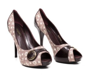 Sapato Peep Toe Louis Vuitton Vinho Tam. 40