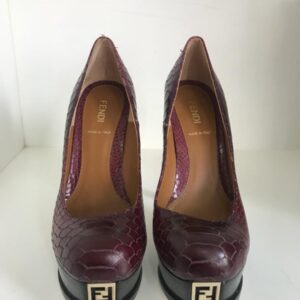 Sandália Fendi vinho, sola 37,5