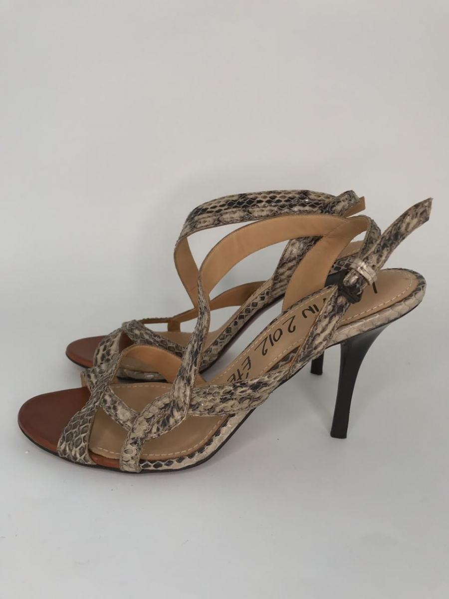 Sandalia Lanvin python novinha!! sola 39